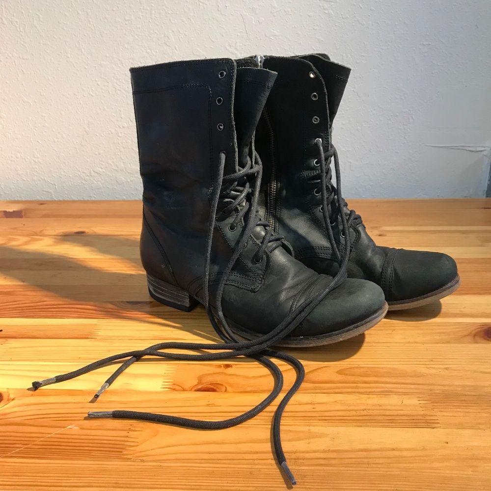 Oak Womens Black Leather Combat Boot 8.5